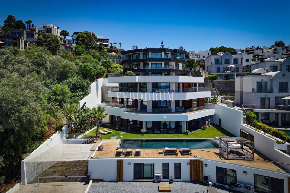 Yalıkavak'ta denize sıfır, özel iskeleli lüks villa – 02Bd7F66 84E9 9D5D C31C0C377Acb