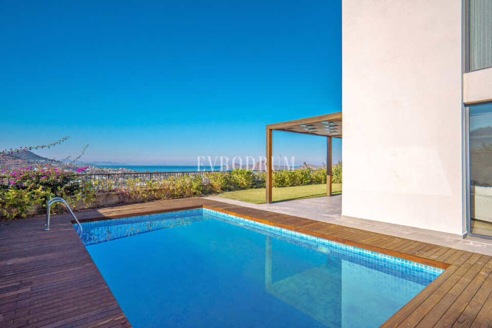 Yalıkavak’ta şehir konsepti:Deniz manzaralı, havuzlu lüks villa – Görsel 1