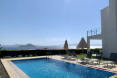 Muhteşem adalar ve deniz manzaralı, havuzlu villa