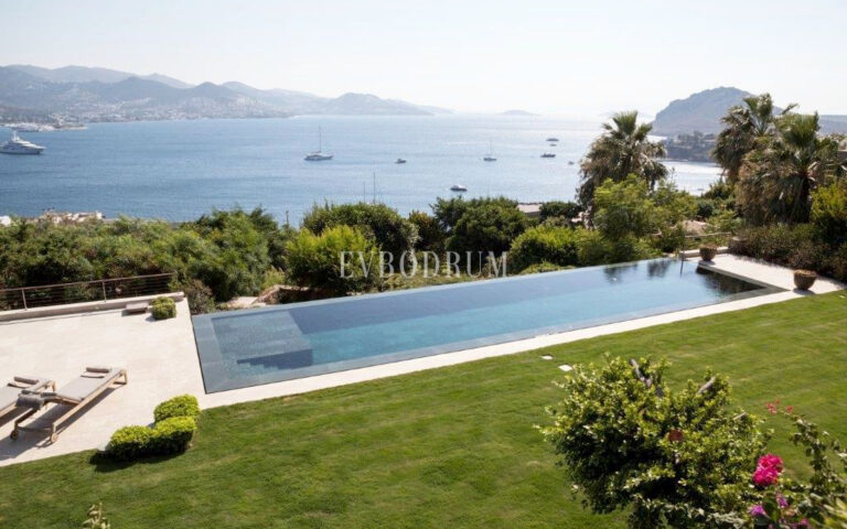 Olağanüstü özel, manzaralı kiralık villa – Görsel 2