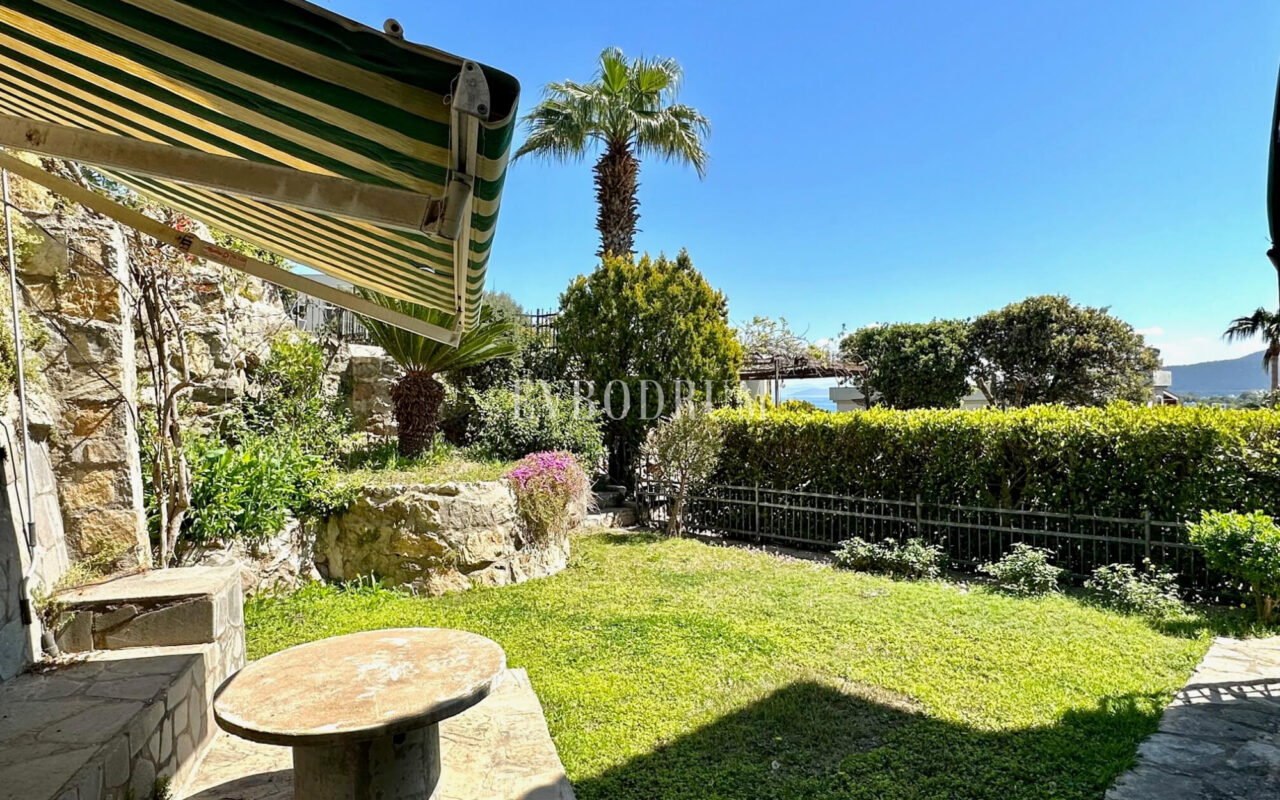 Türkbükü’nde bahçeli daire