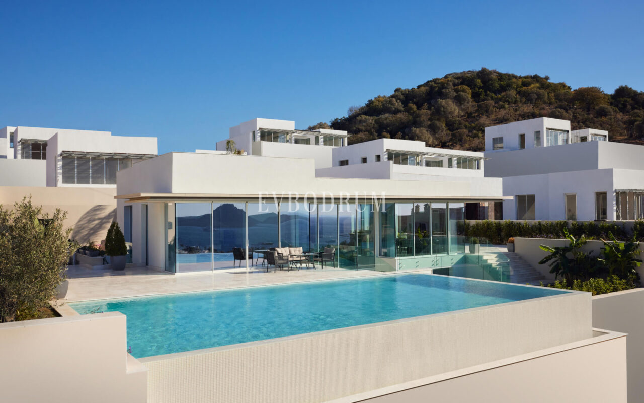 Yalıkavak’ta özel havuzlu, mimari tasarımlı yeni proje