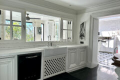 Zarif ve özel, havuzlu, manzaralı şehir evi