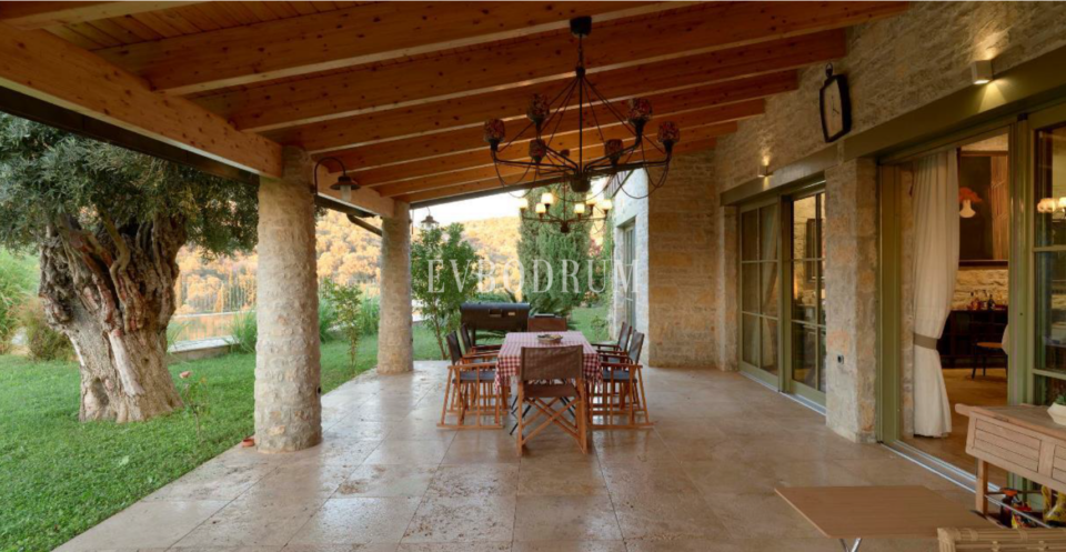 Luxusvilla mit Meerblick in der Exklusivsten Lage von Yalıkavak