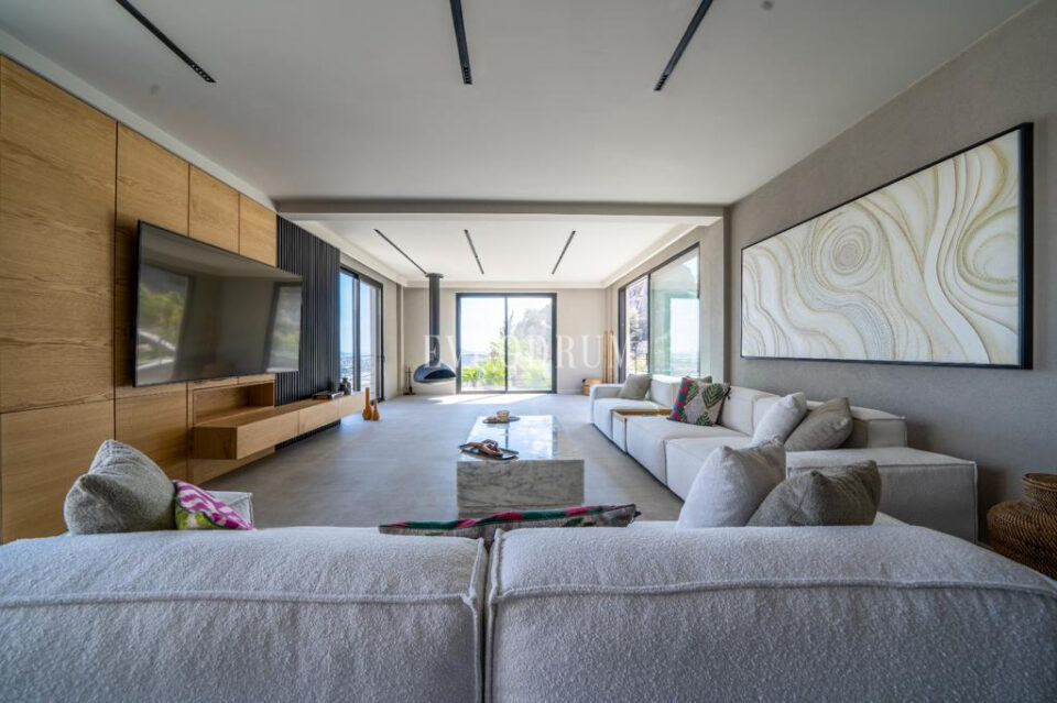 Bitez’de özel havuzlu, geniş ve lüks villa – Görsel 9