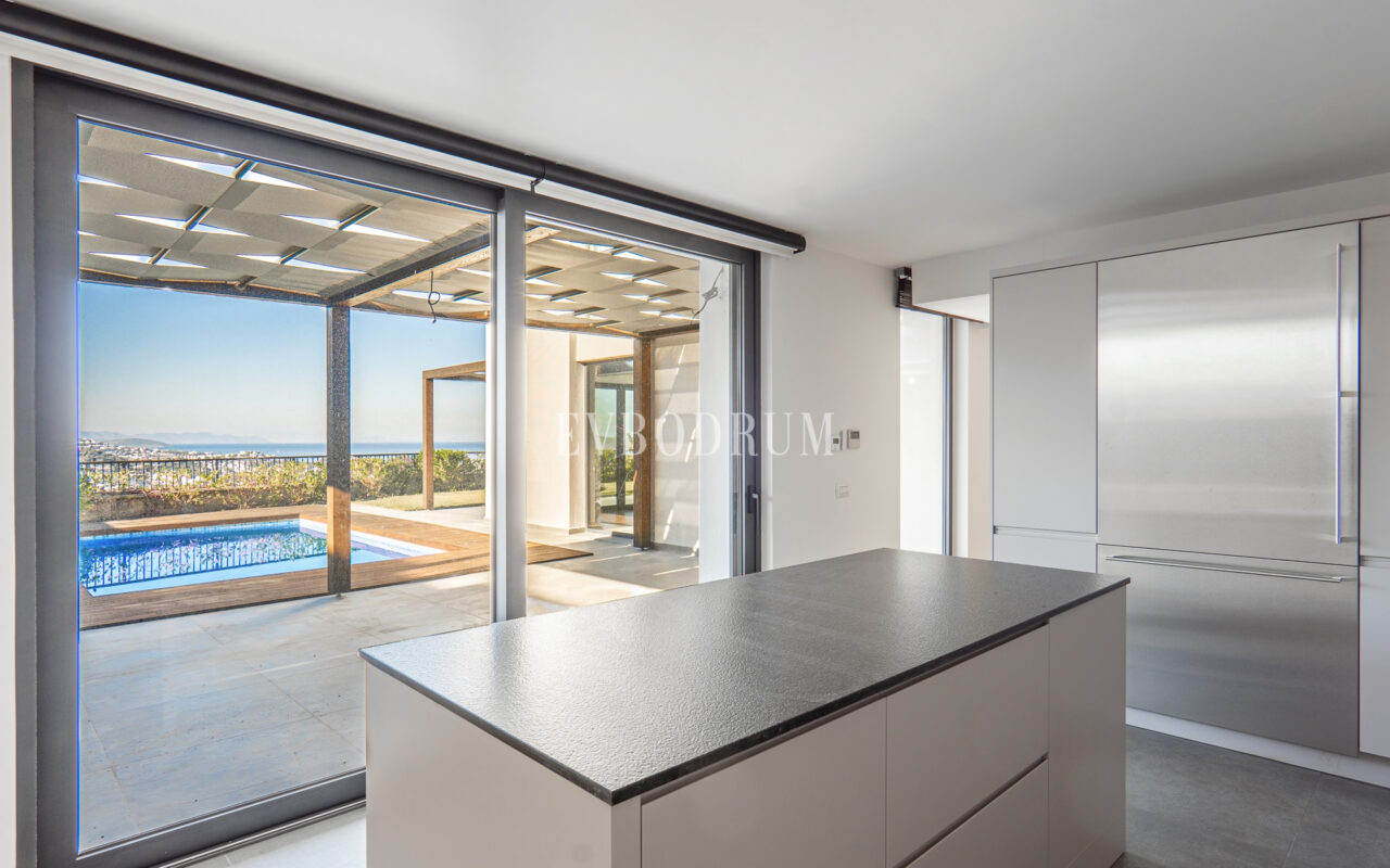 Yalıkavak’ta şehir konsepti:Deniz manzaralı, havuzlu lüks villa