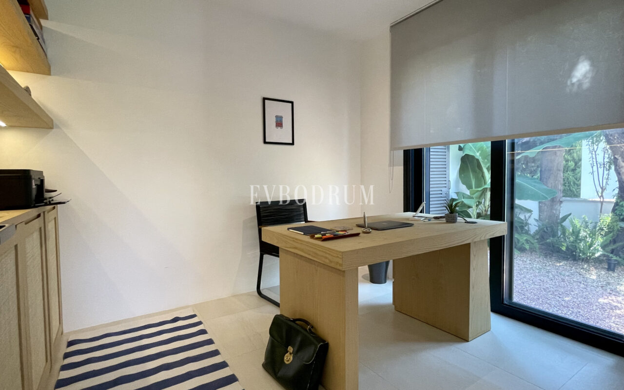 Yalikavak Merkez’de Modern Havuzlu Villa