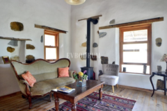 10.000 m2 Arsa İçinde 8 Bağımsız Taş Ev