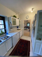 Bodrum, Yeniköy’de geniş, karakteristik kiralık daire