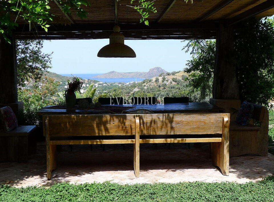 Özel havuzlu kiralık taş villa – Görsel 4