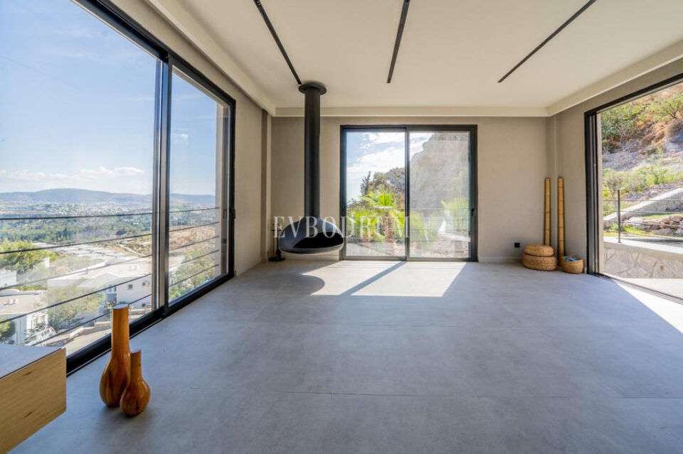 Bitez’de özel havuzlu, geniş ve lüks villa – Görsel 8