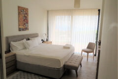 Özel Havuzlu ve Bahçeli Denize Sıfır Villa