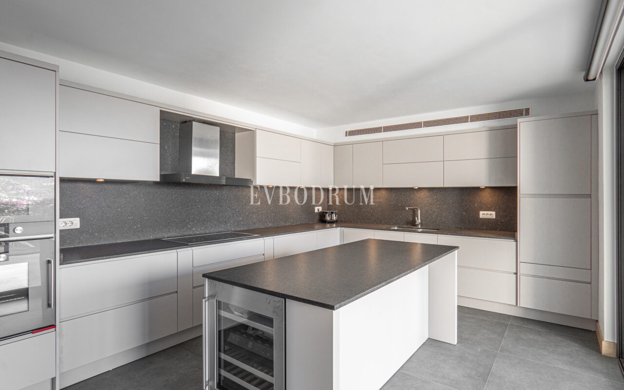 Yalıkavak’ta şehir konsepti:Deniz manzaralı, havuzlu lüks villa