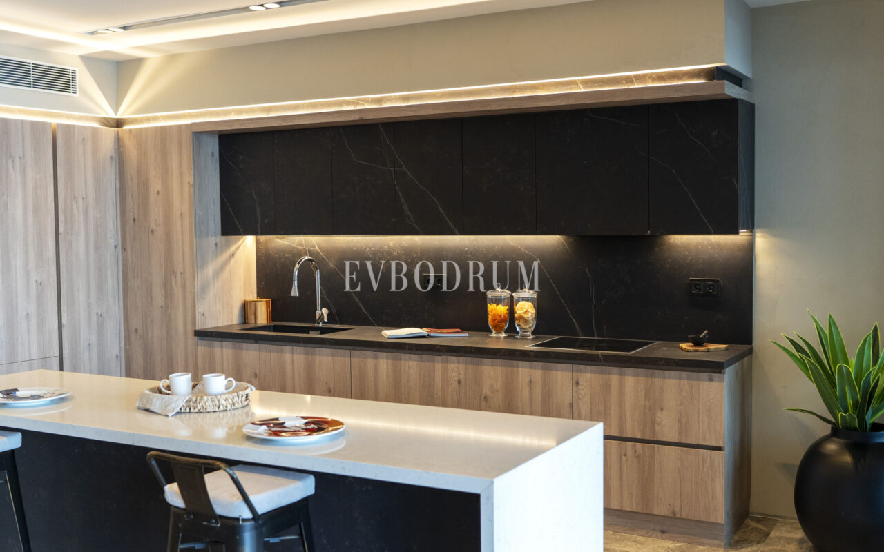 Özel Havuzlu ve Deniz Erişimli Yeni Villalar