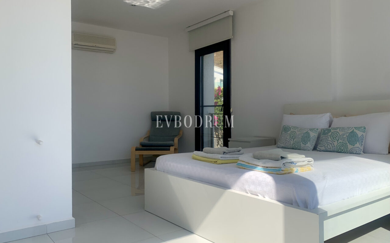 Muhteşem adalar ve deniz manzaralı, havuzlu villa