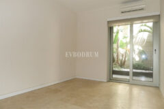 Bodrum Merkez’de Kale manzaralı, teraslı daire