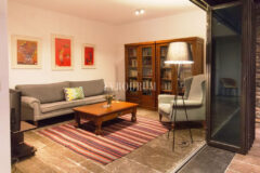 Denize sıfır özel havuzlu villa