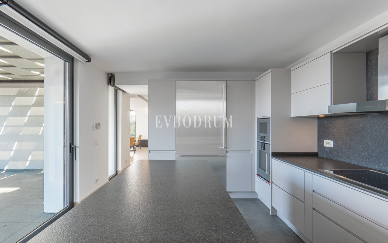 Yalıkavak’ta şehir konsepti:Deniz manzaralı, havuzlu lüks villa