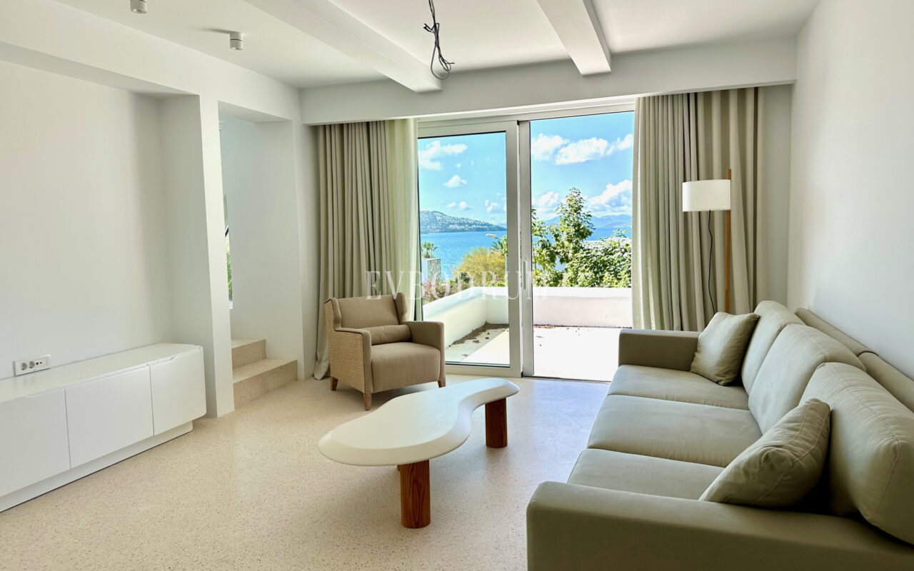 Yalıkavak’ta denize 100 adım müstakil, yeni renove edilmiş villa