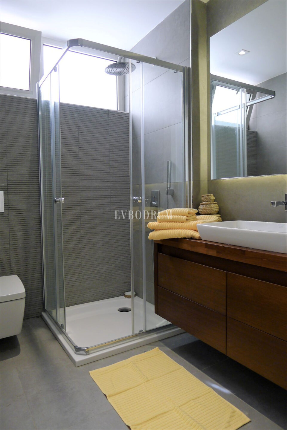 Havuzlu Yeni Villa, Sahile 5 Dakika Yürüme Mesafesinde, Haftalık Kiralık – Görsel 3