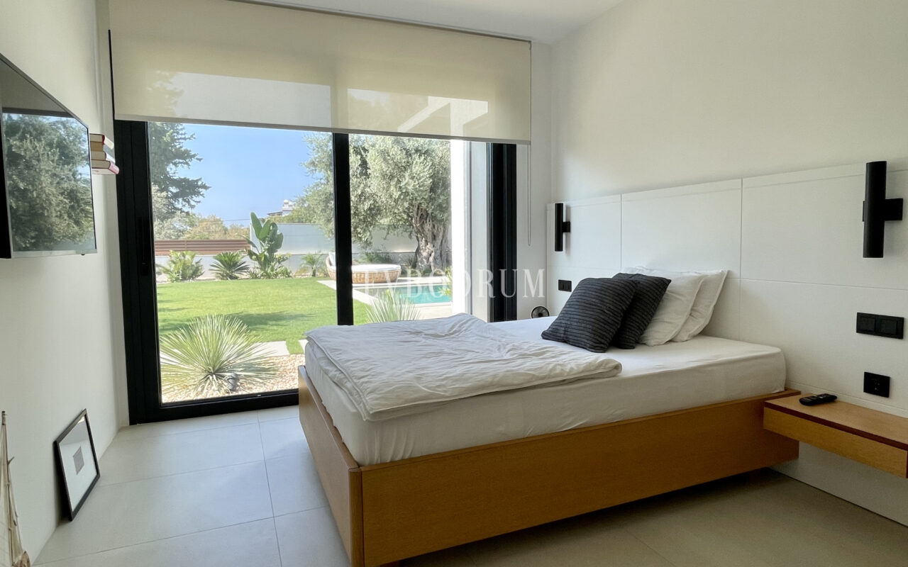 Yalikavak Merkez’de Modern Havuzlu Villa