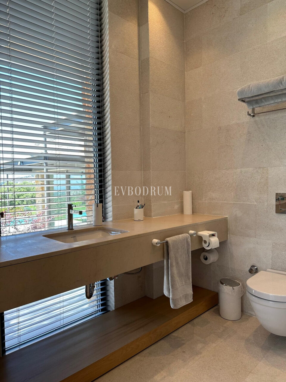 Stylisches Architektenhaus mit tollen Außenbereichen – Foto 13