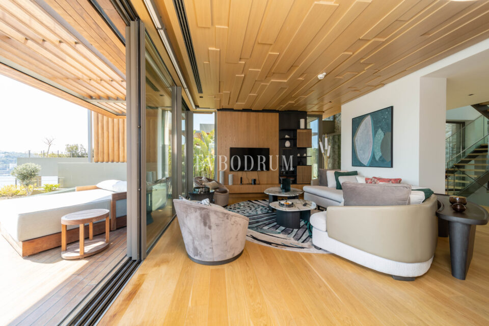 Yalıkavak’ta Denize Sıfır Lüks Villa – Görsel 13