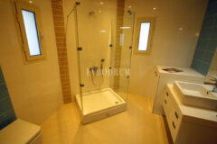 Özel Havuzlu ve Deniz Manzaralı Modern Villa