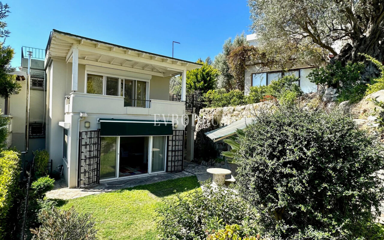 Türkbükü’nde bahçeli daire