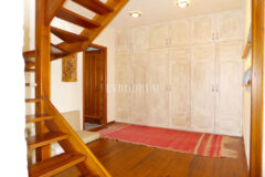 Havuzlu ve Panoramik Deniz Manzaralı Şık Ev