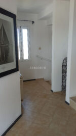 Merkezi lokasyonda, deniz manzaralı ikiz şehir evi – Görsel 6