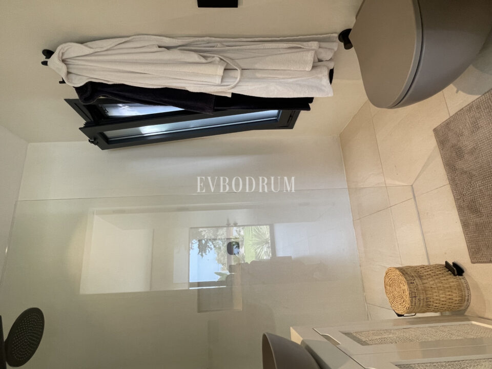 Yalikavak Merkez’de Modern Havuzlu Villa – Görsel 9