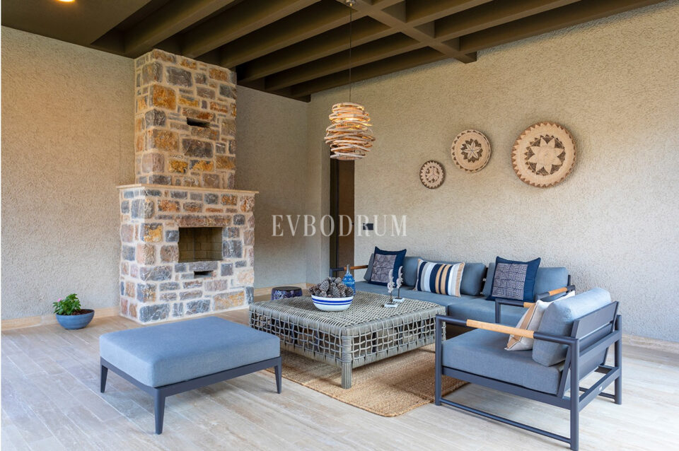 Yeni Proje: Denize Sıfır, Geniş, Havuzlu villa – Villa Outdoor Lounge