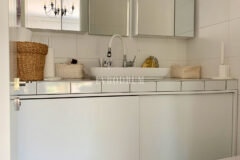 Yalıçiftlik’te tek katlı, bahçeli müstakil ev