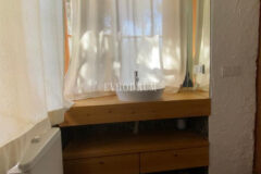 Gümüşlük, Karakaya’da bahçe içinde müstakil taş villa