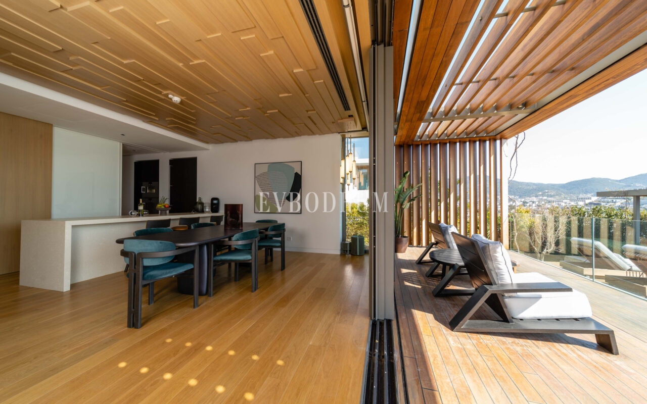 Yalıkavak’ta Denize Sıfır Lüks Villa