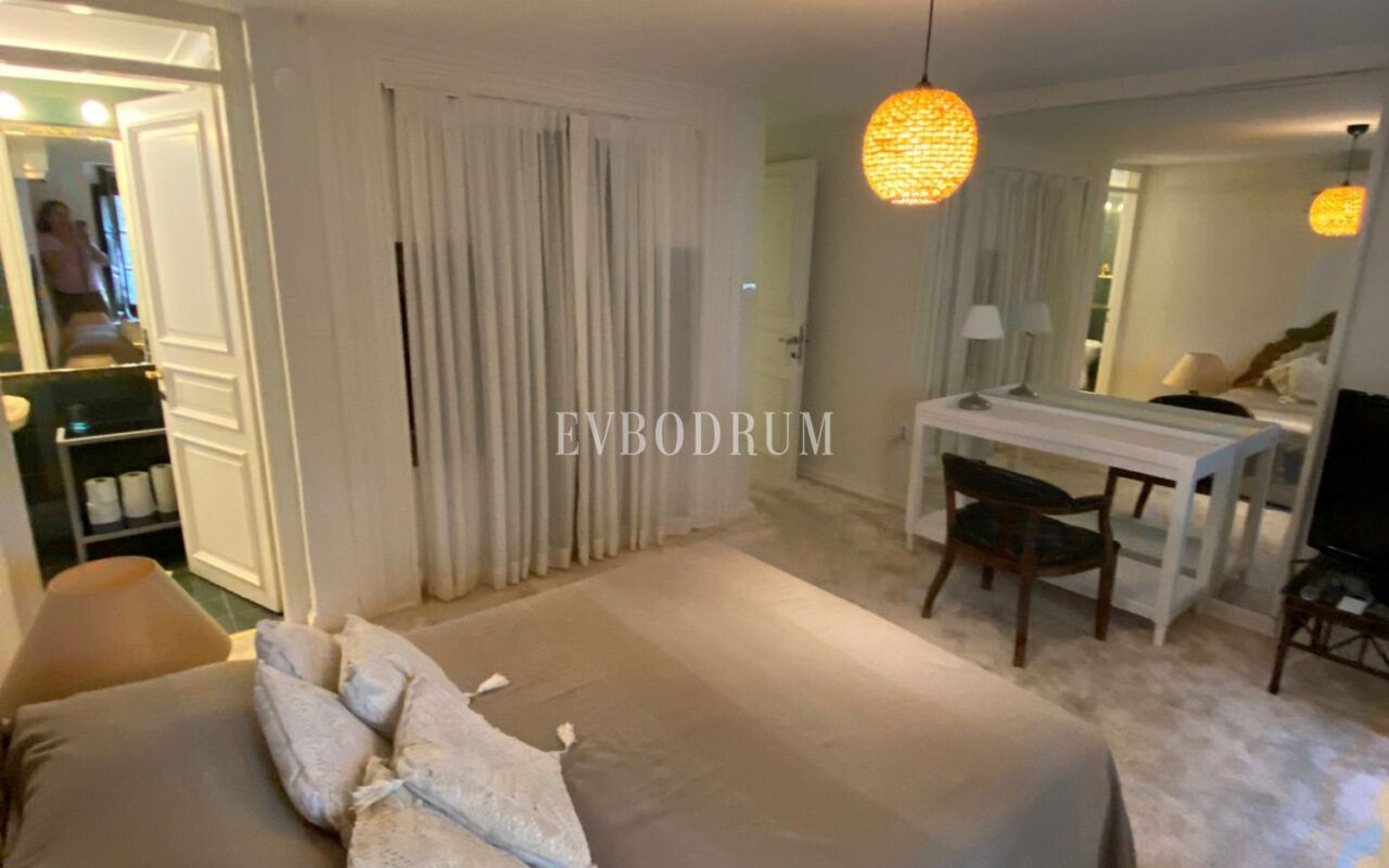 Bodrum, Yeniköy’de geniş, karakteristik kiralık daire