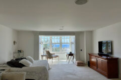 Zarif ve özel, havuzlu, manzaralı şehir evi