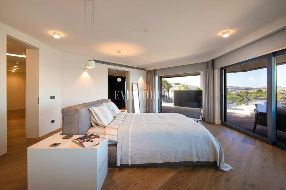 Yalıkavak'ta denize sıfır, özel iskeleli lüks villa – Görsel 19