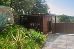 Sezonluk Kiralık: Gümüşlük’te Havuzlu Villa