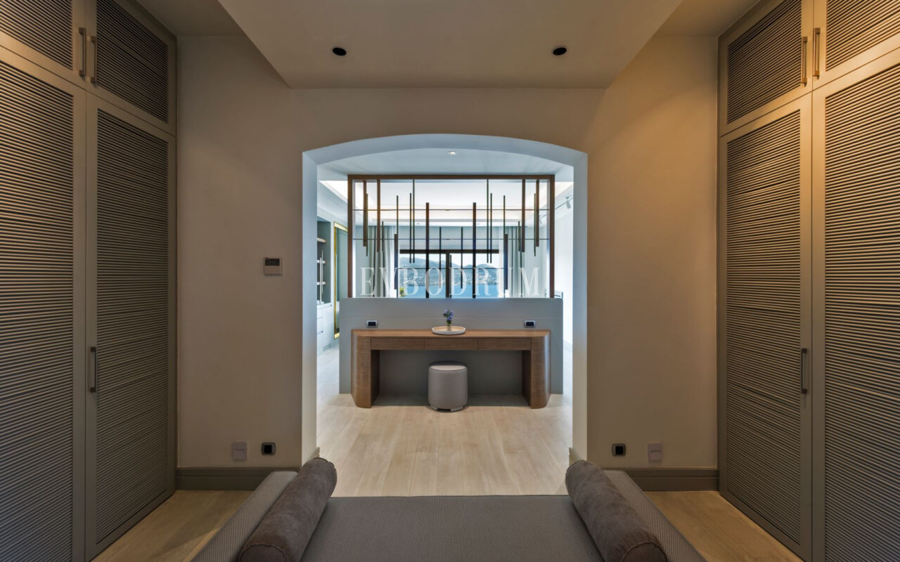 Olağanüstü özel, manzaralı kiralık villa