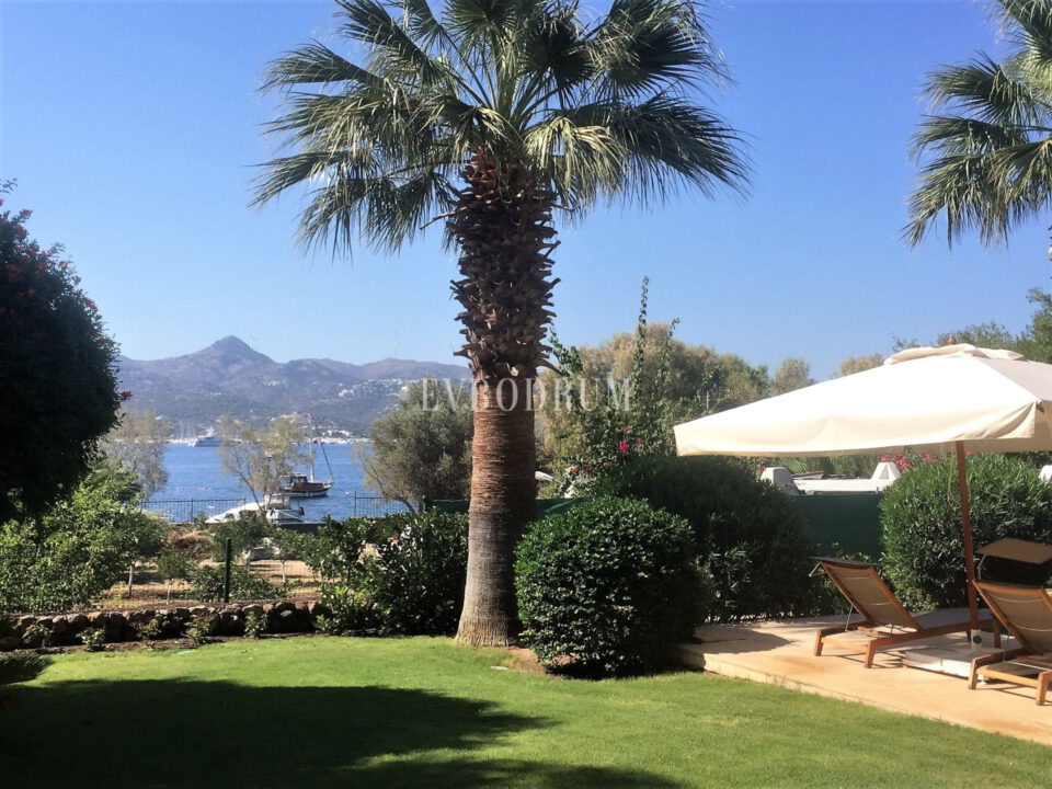 Denize 50 Metrelik Mesafede Kiralık Lüks Villa – Görsel 1