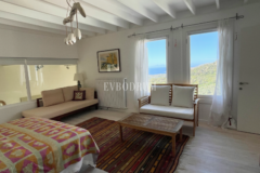 Yazlık kiralık villa, deniz manzarası ve özel havuz, 8 misafir