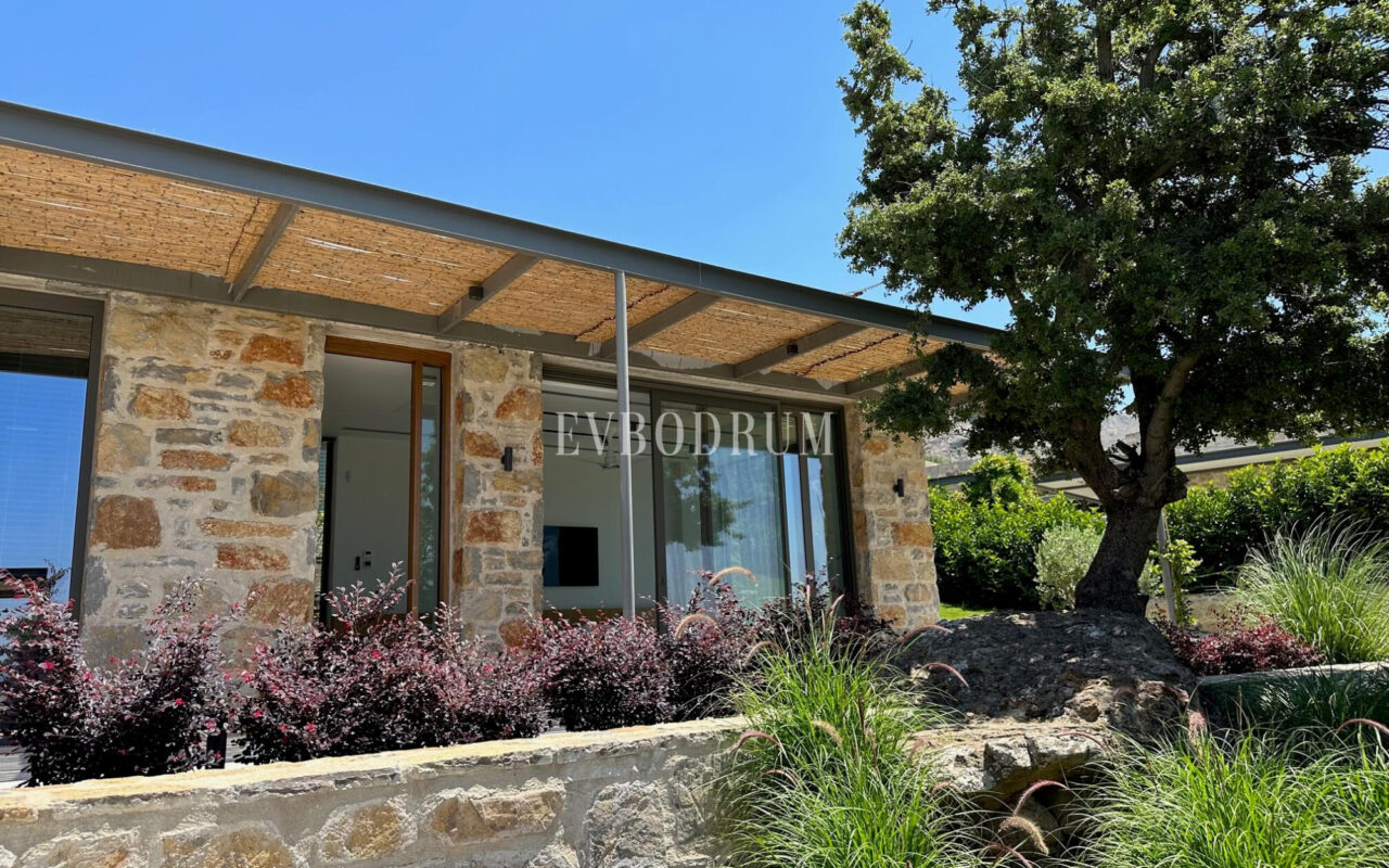 Ödüllü mimarisiyle, tasarım taş villa