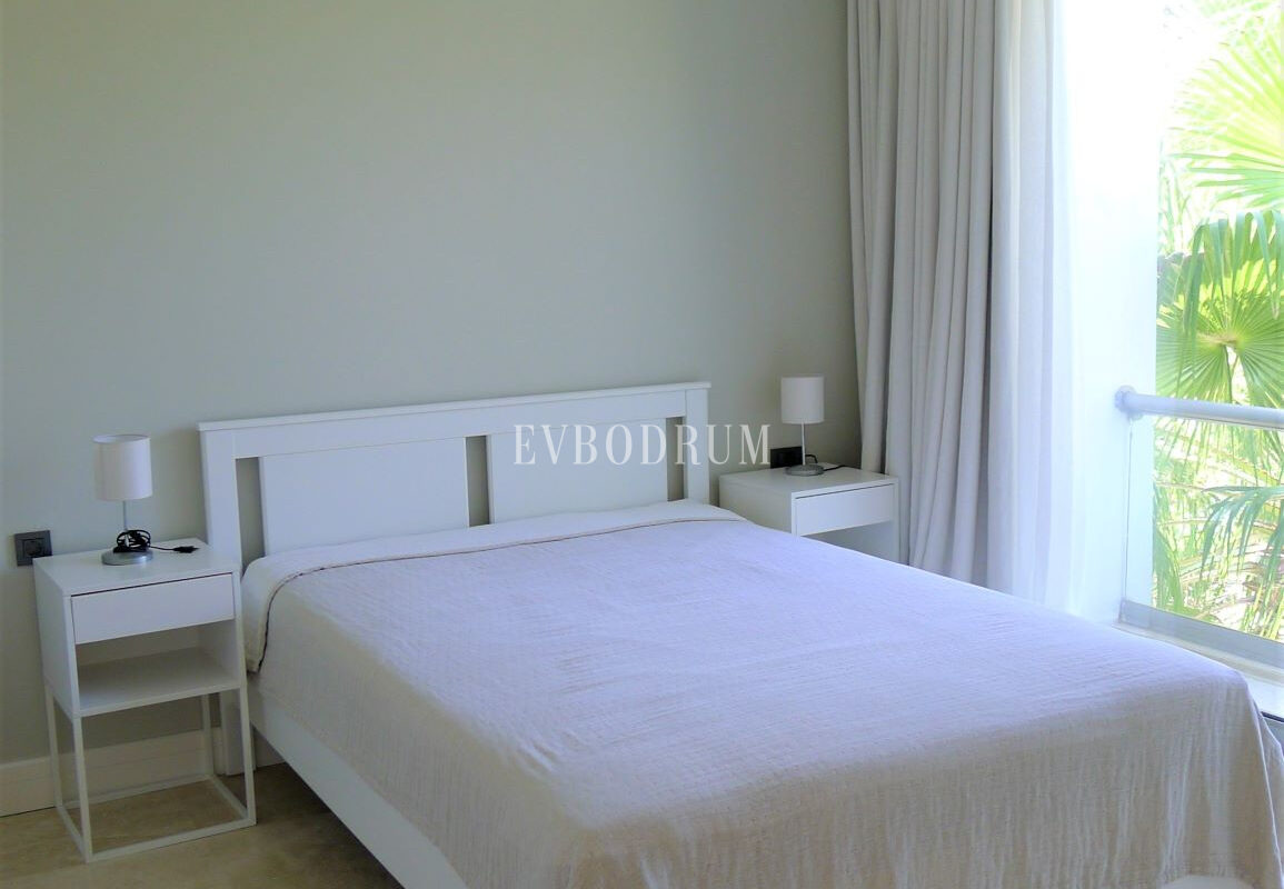 Havuzlu Yeni Villa, Sahile 5 Dakika Yürüme Mesafesinde, Haftalık Kiralık