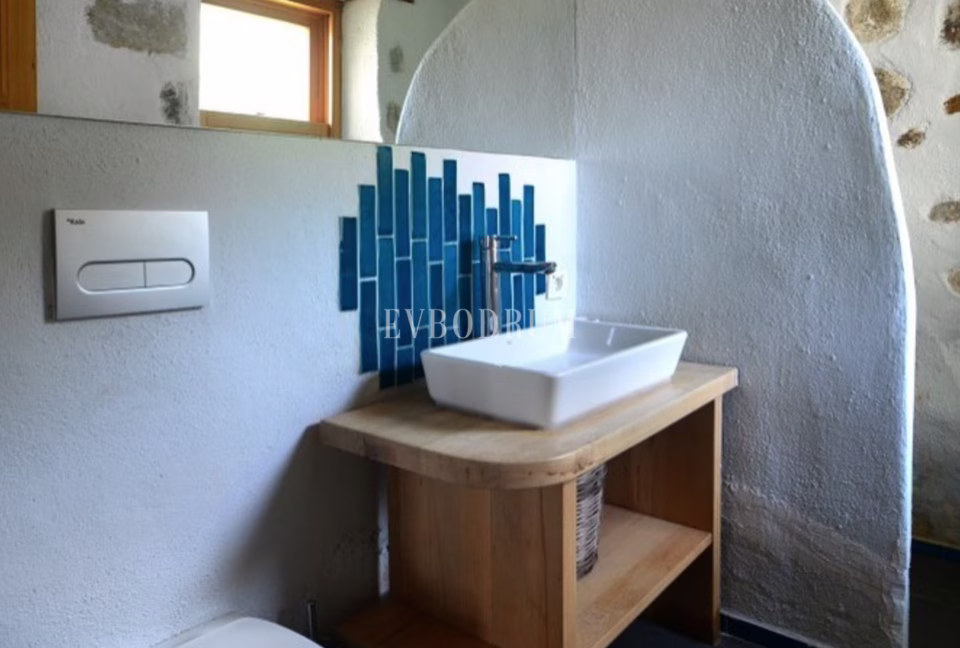 10.000 m2 Arsa İçinde 8 Bağımsız Taş Ev – Görsel 2