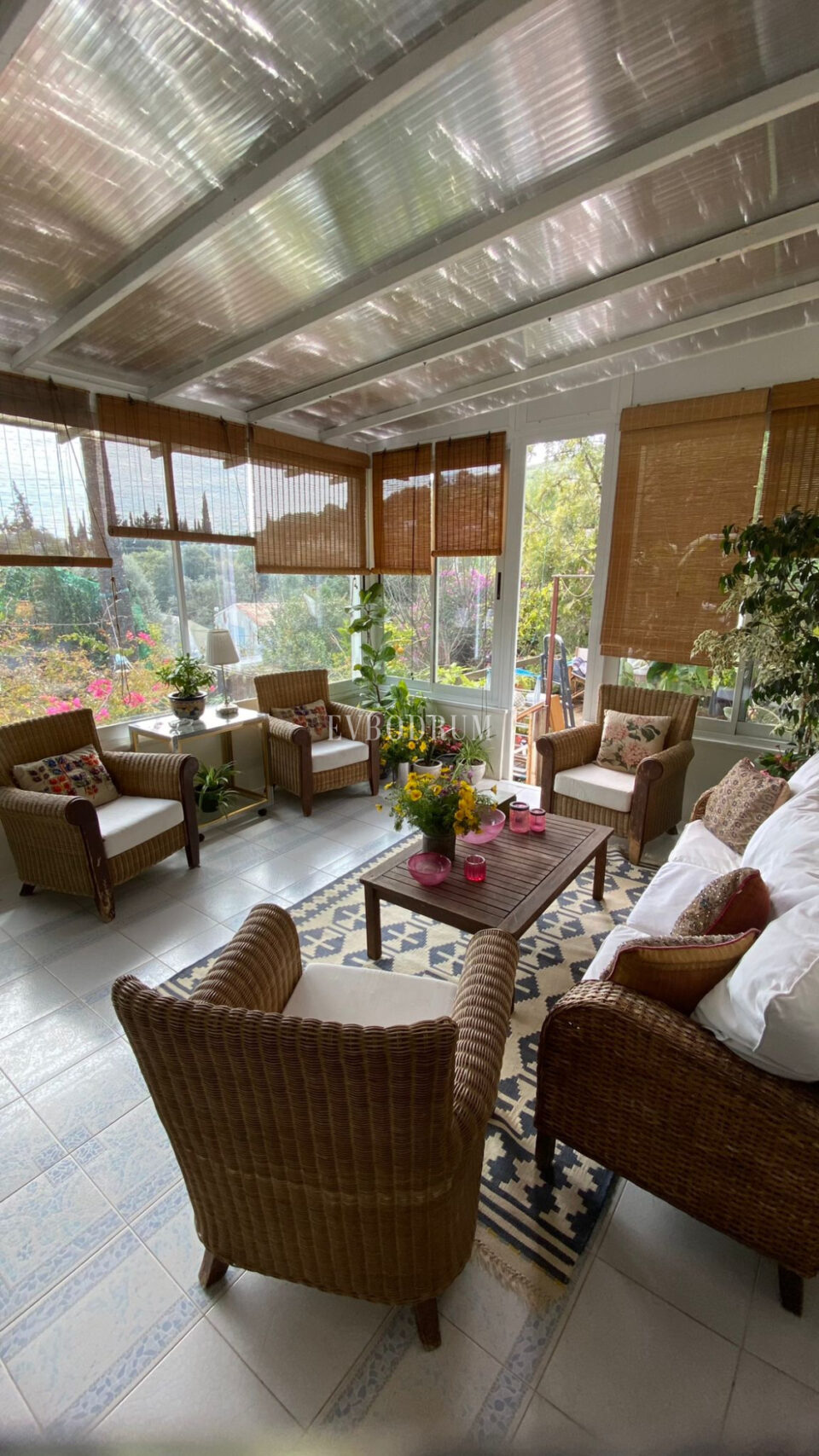 Bodrum, Yeniköy’de geniş, karakteristik kiralık daire