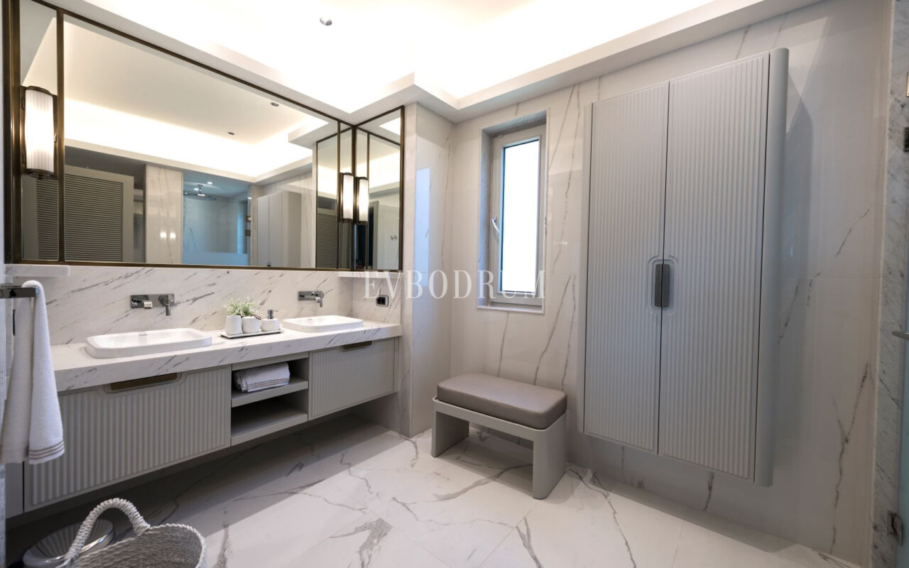 Olağanüstü özel, manzaralı kiralık villa