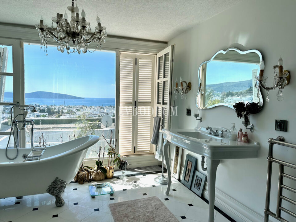 Zarif ve özel, havuzlu, manzaralı şehir evi – Görsel 14