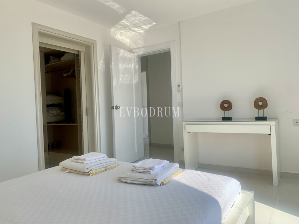 Muhteşem adalar ve deniz manzaralı, havuzlu villa – Görsel 16